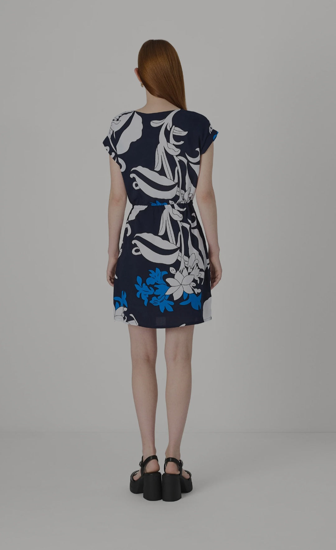 Rochie cu mâneci scurte, cu legături, scurtă Vero Moda pentru femei
