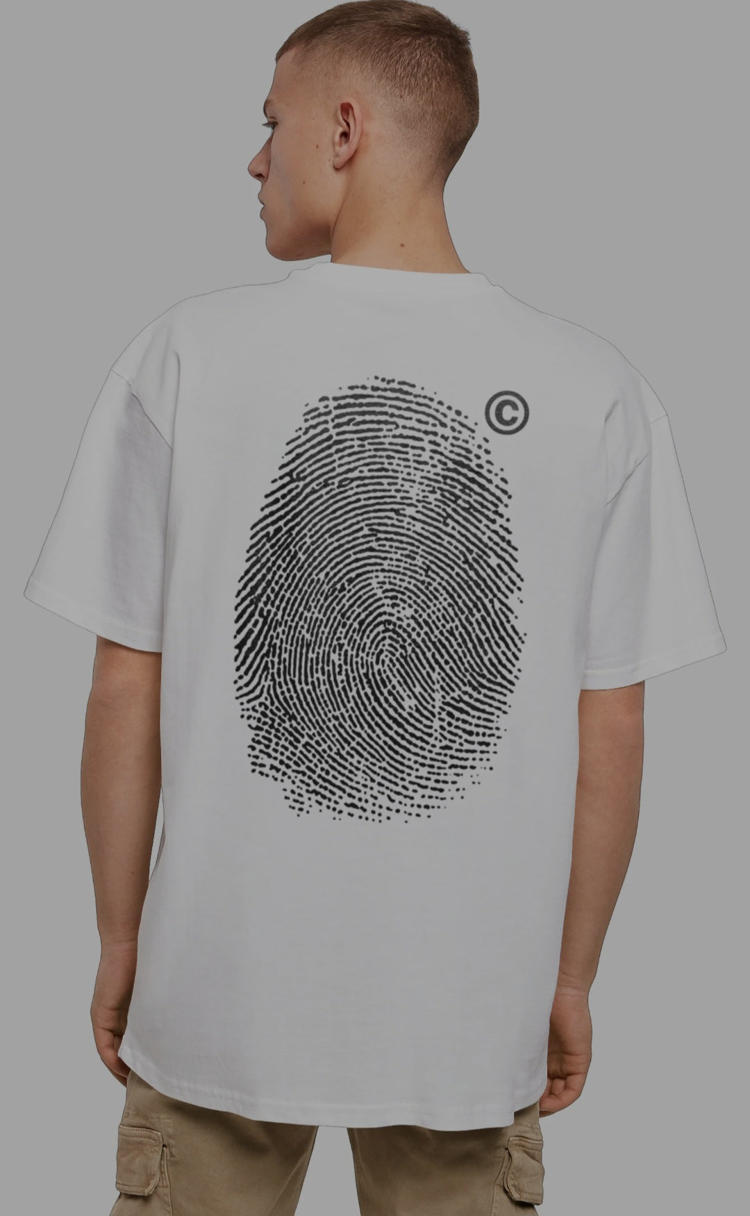 Tricou Oversized Alb Bărbați cu Imprimeu Fingerprint