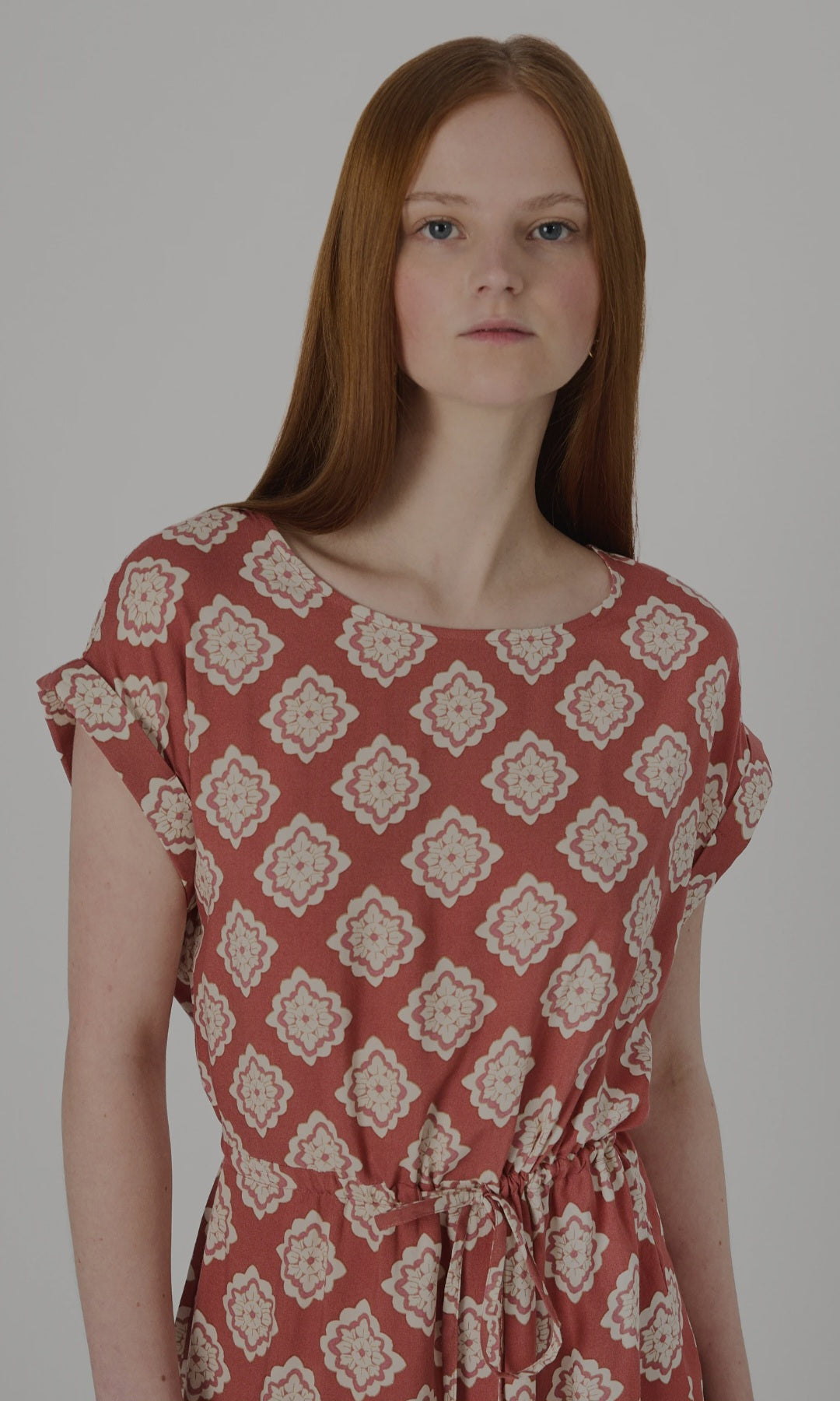 Rochie cu mâneci scurte, cu legături, scurtă Vero Moda pentru femei