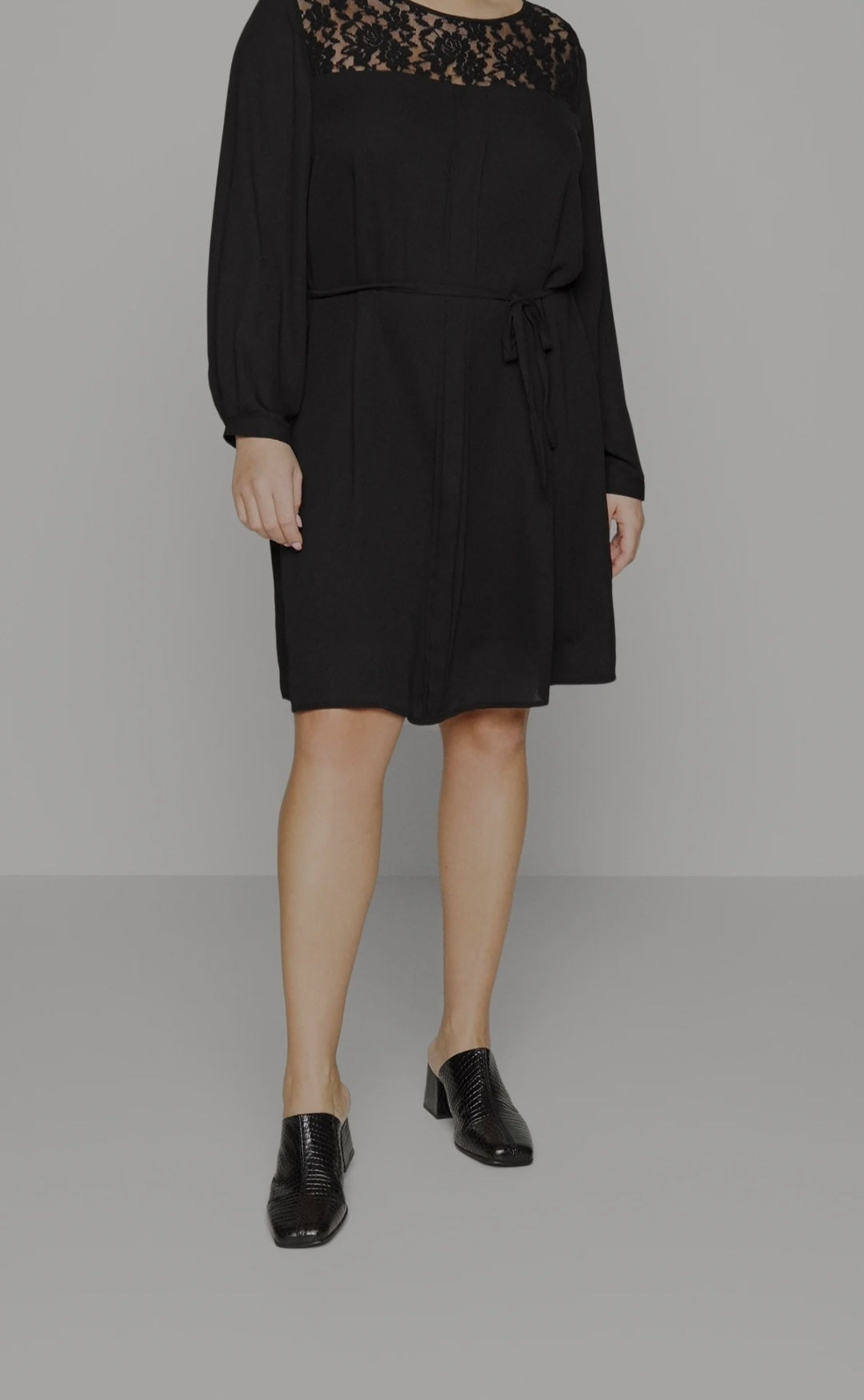 Rochie din dantelă ONLY pentru femei