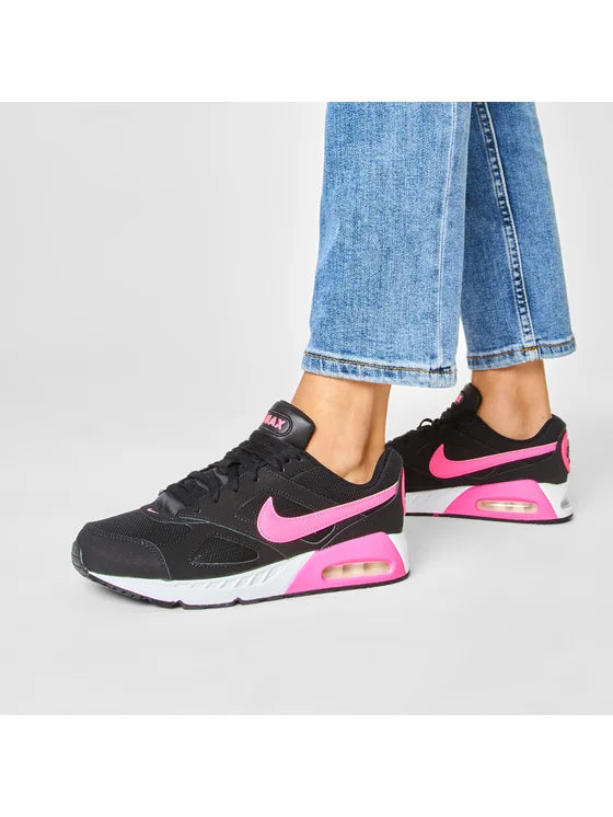 Pantofi Sport Nike Air Max IVO Damă – Negru/Roz, Material Sintetic și Textil